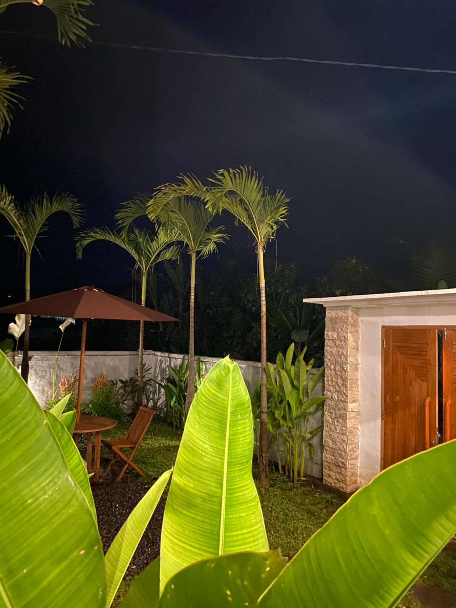 Hotel Sumbul View Surfcamp à Airsatang Extérieur photo